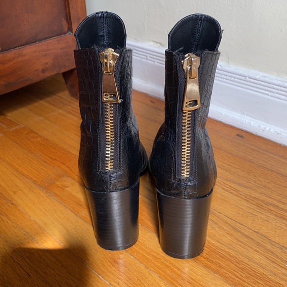 Zara Basic Collection Black Leather Ankle Boots - Picture 3 of 8